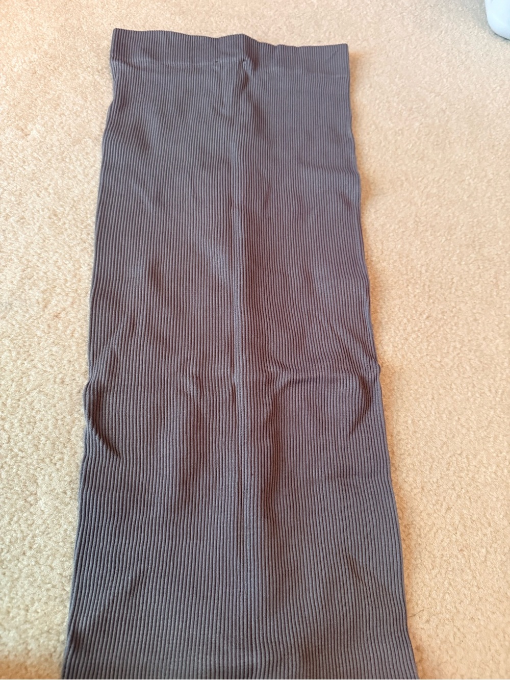 Zara - Classic Ribbed Knit Maxi Skirt Grey/Plum
